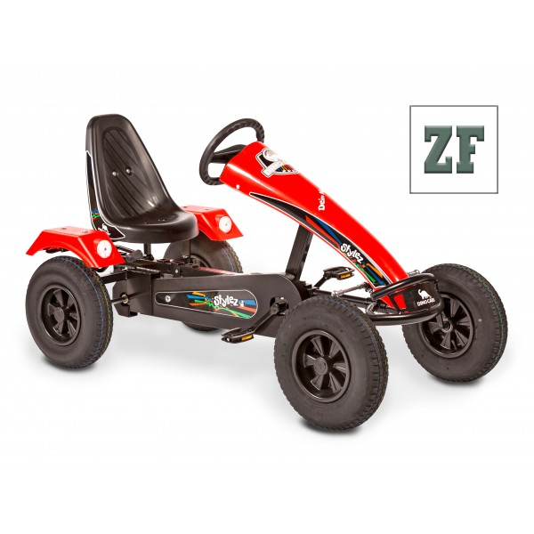 Kart cu pedale Stylez ZF - Cadru negru / Spoiler și aripi roșii / Anvelope Easy Run / Roată liberă ZF